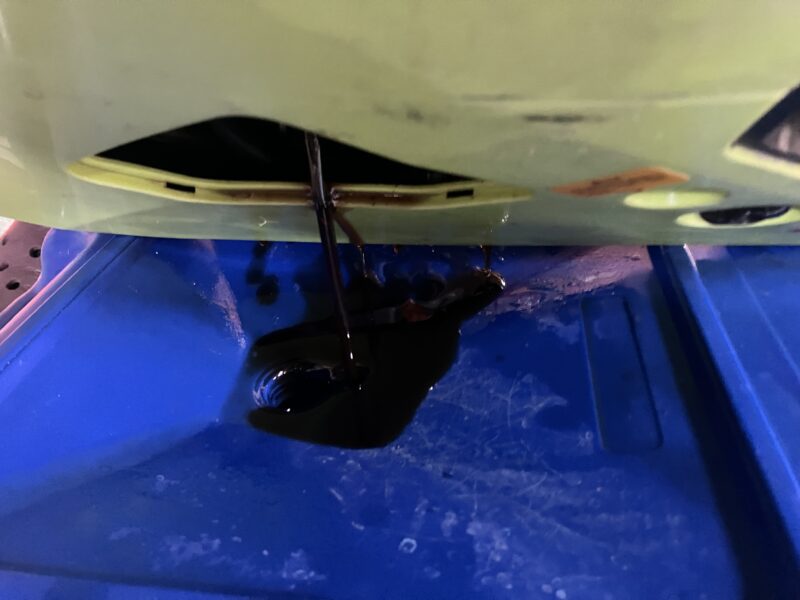 250412発電機のオイル交換