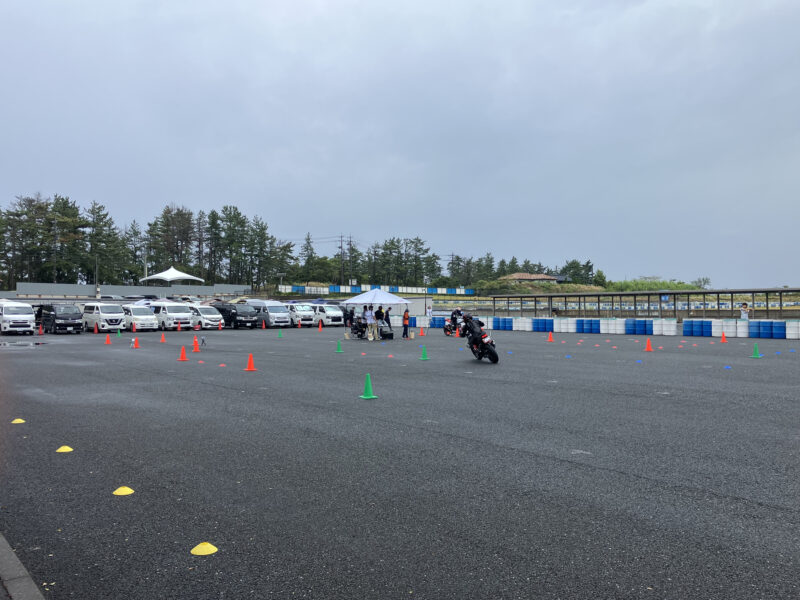 250810雨のタカスサーキット