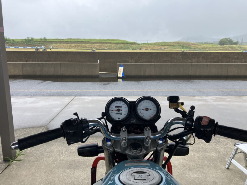 250811雨のタカスサーキット