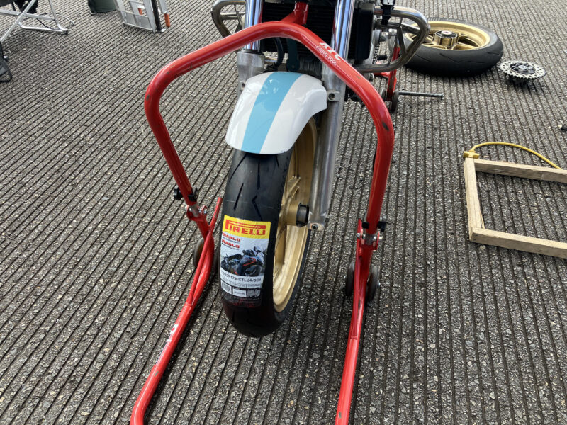 250927新品フロントタイヤ